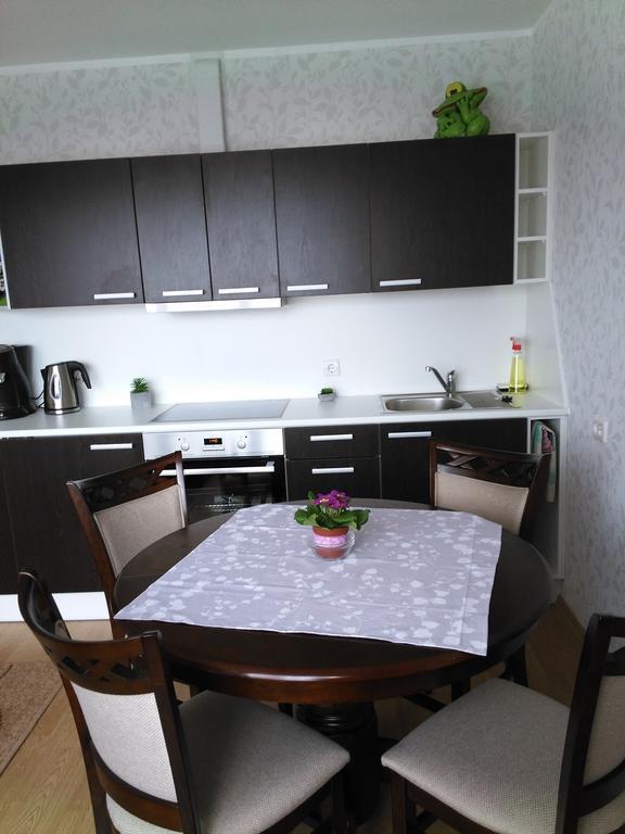Gratarre Apartment Курессааре Екстер'єр фото