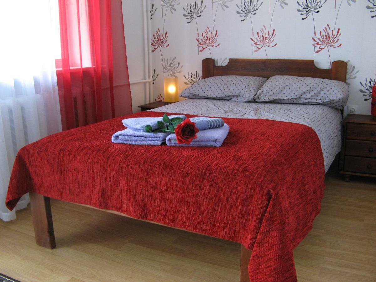 Gratarre Apartment Курессааре Екстер'єр фото