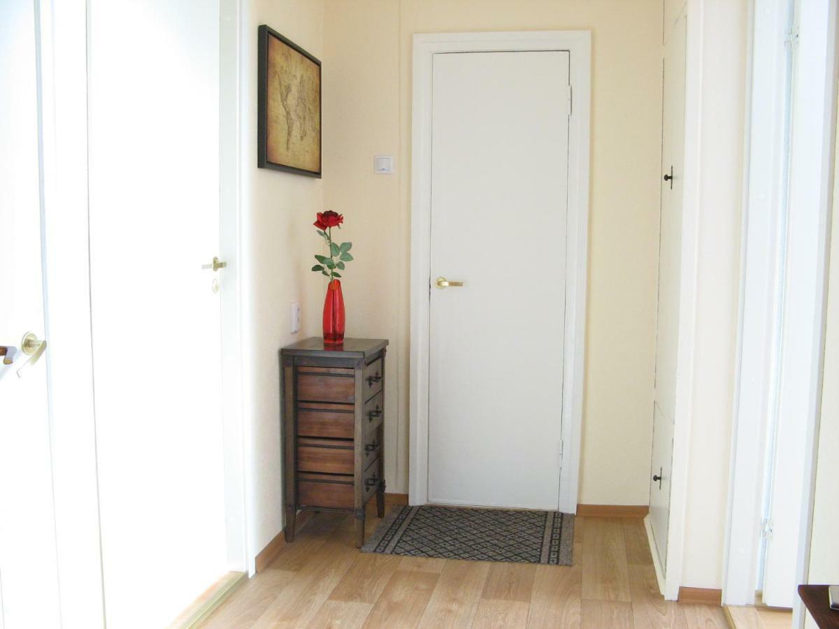 Gratarre Apartment Курессааре Екстер'єр фото
